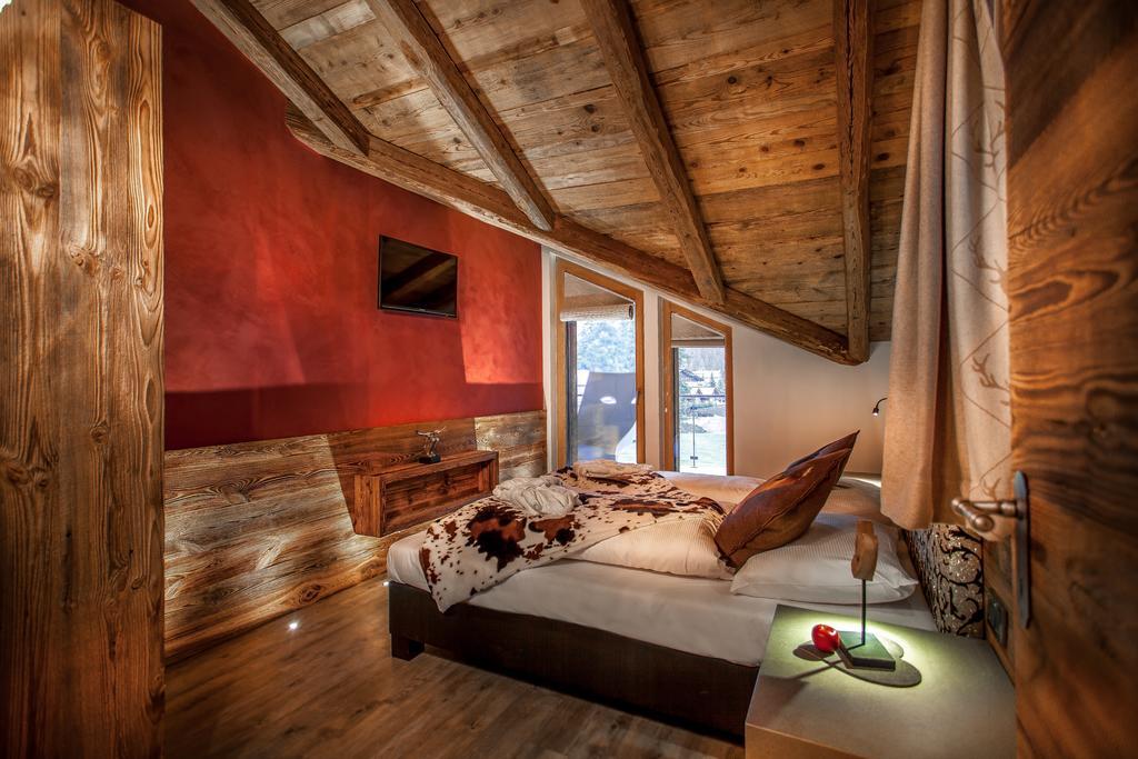 Chalet Stefan - Apartments La Villa  Exterior photo