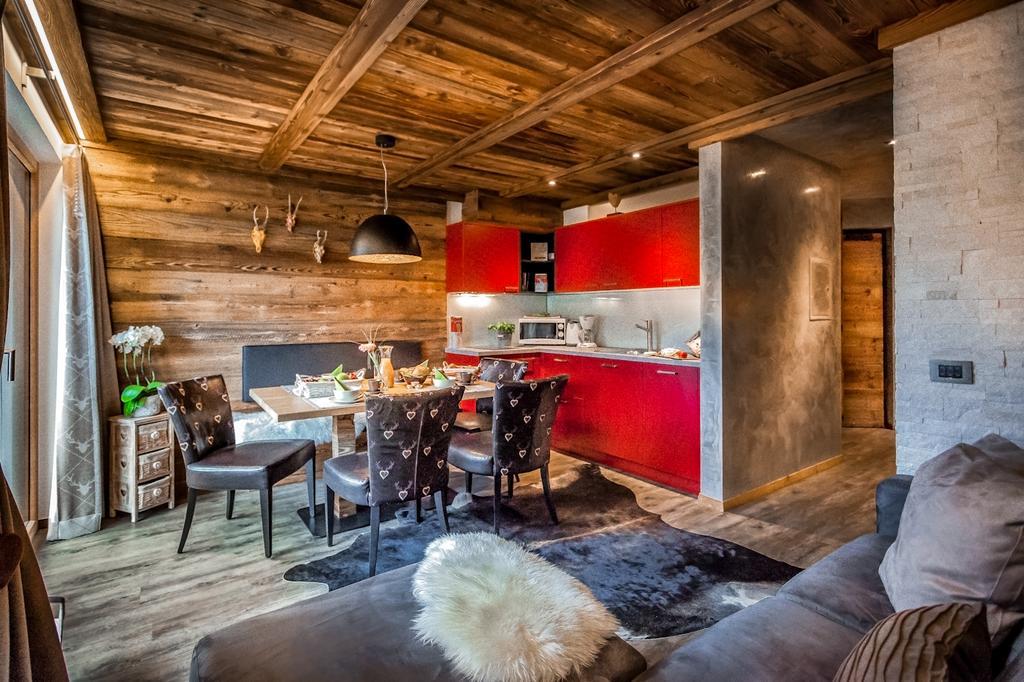 Chalet Stefan - Apartments La Villa  Exterior photo