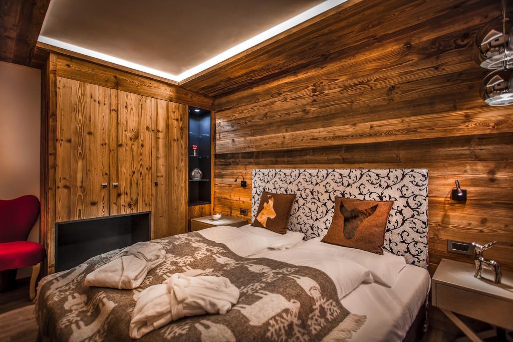 Chalet Stefan - Apartments La Villa  Exterior photo