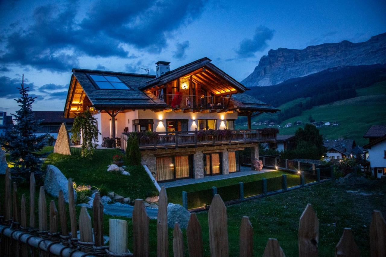 Chalet Stefan - Apartments La Villa  Exterior photo